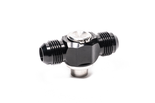 Radium Engineering — Radium Engineering Nissan S13 SR20DET 10AN Male Press-Fit Valve Cover Fitting - Exhaust Side - view 3